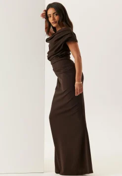 Bubbleroom Occasion Morsiusneitomekot|Yksiolkaimiset Mekot*Asymmetric Draped Maxi Dress