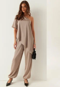 BUBBLEROOM Juhlasetit|Yksiväriset Puserot Ja Paidat*Asymmetric Satin Blouse