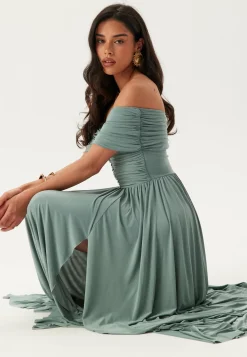 Goddiva Morsiusneitomekot|Vanhojentanssimekot*Bardot Rouched Maxi Split Dress