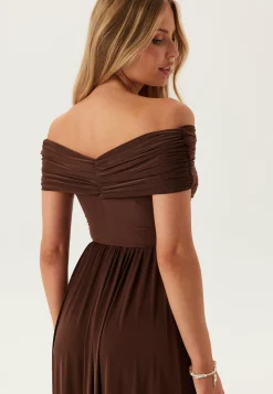 Goddiva Trikoomekot|Vanhojentanssimekot*Bardot Rouched Maxi Split Dress