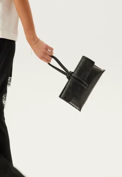 Latalia Juhlalaukut|Aidon Nahan Laukut*Barletta Shiny Leather Bag