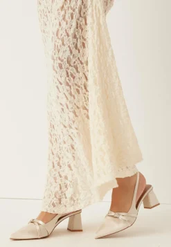 Bianco Avokkaat Avokantakaremillä|Korkokengät*Biamaralyn Buckle Slingback Satin