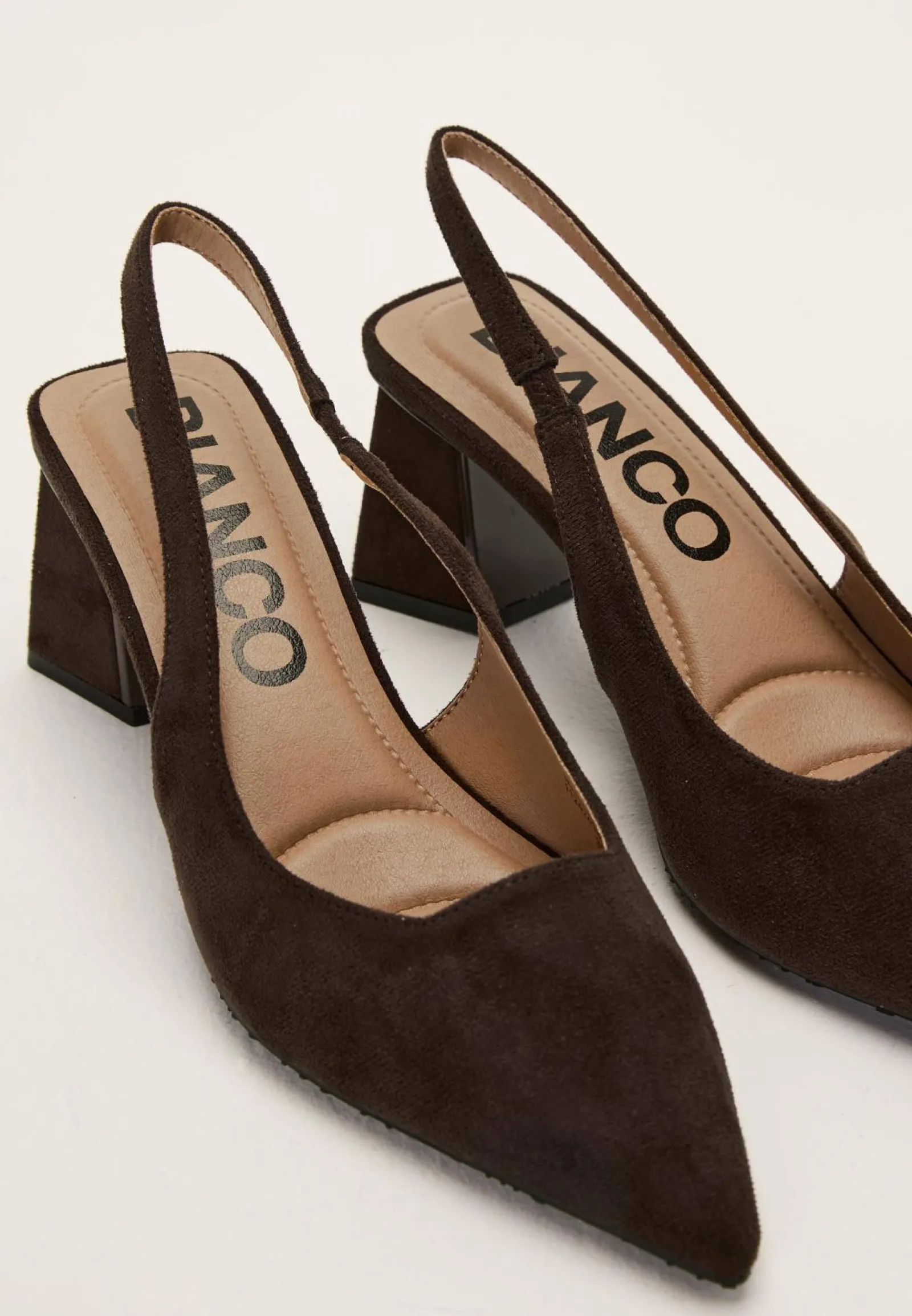 Bianco Sandaalit|Avokkaat Avokantakaremillä*Biamaralyn Slingback Faux Suede