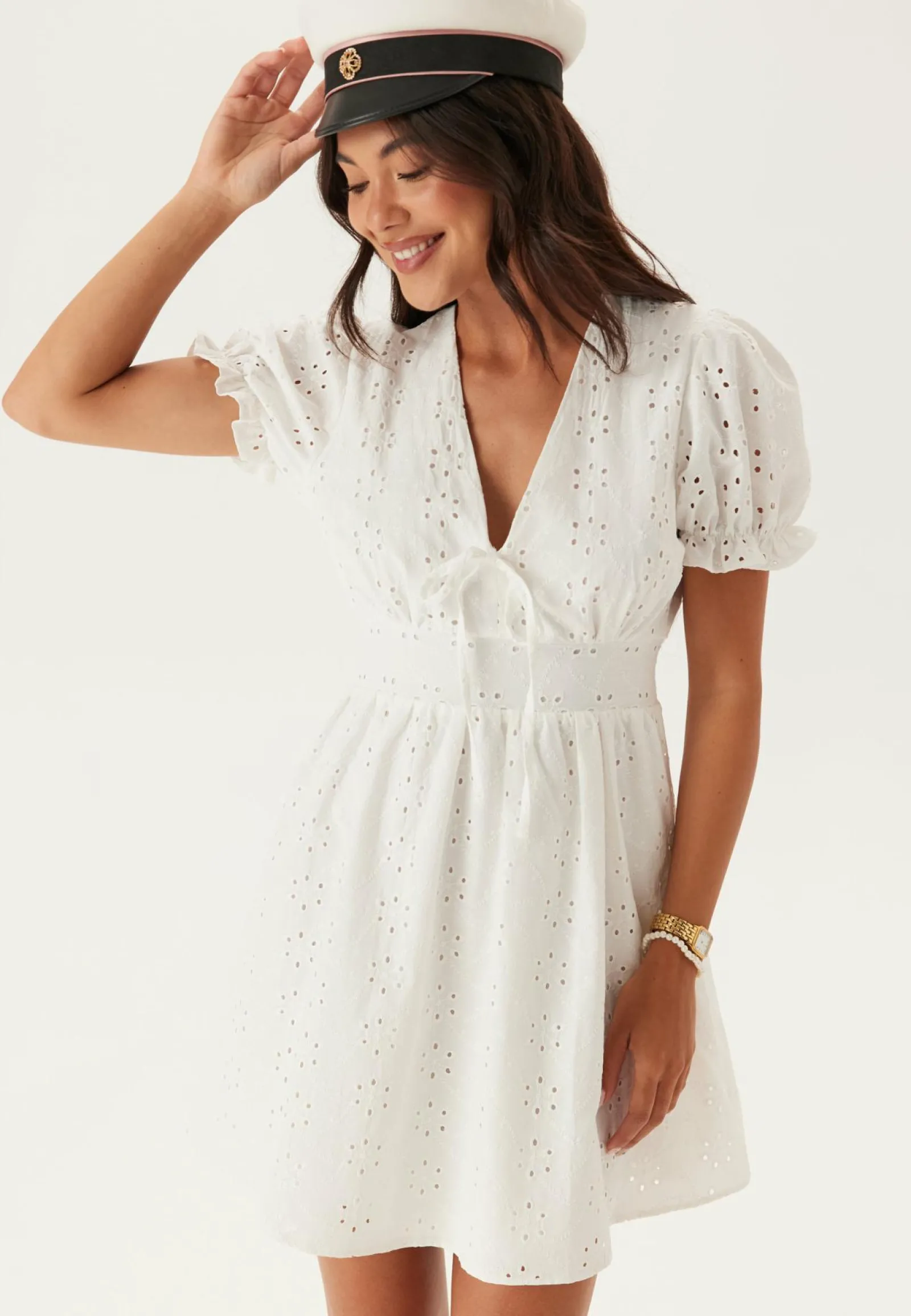 BUBBLEROOM Kesämekot|Minimekot*Broderie Anglaise Dress