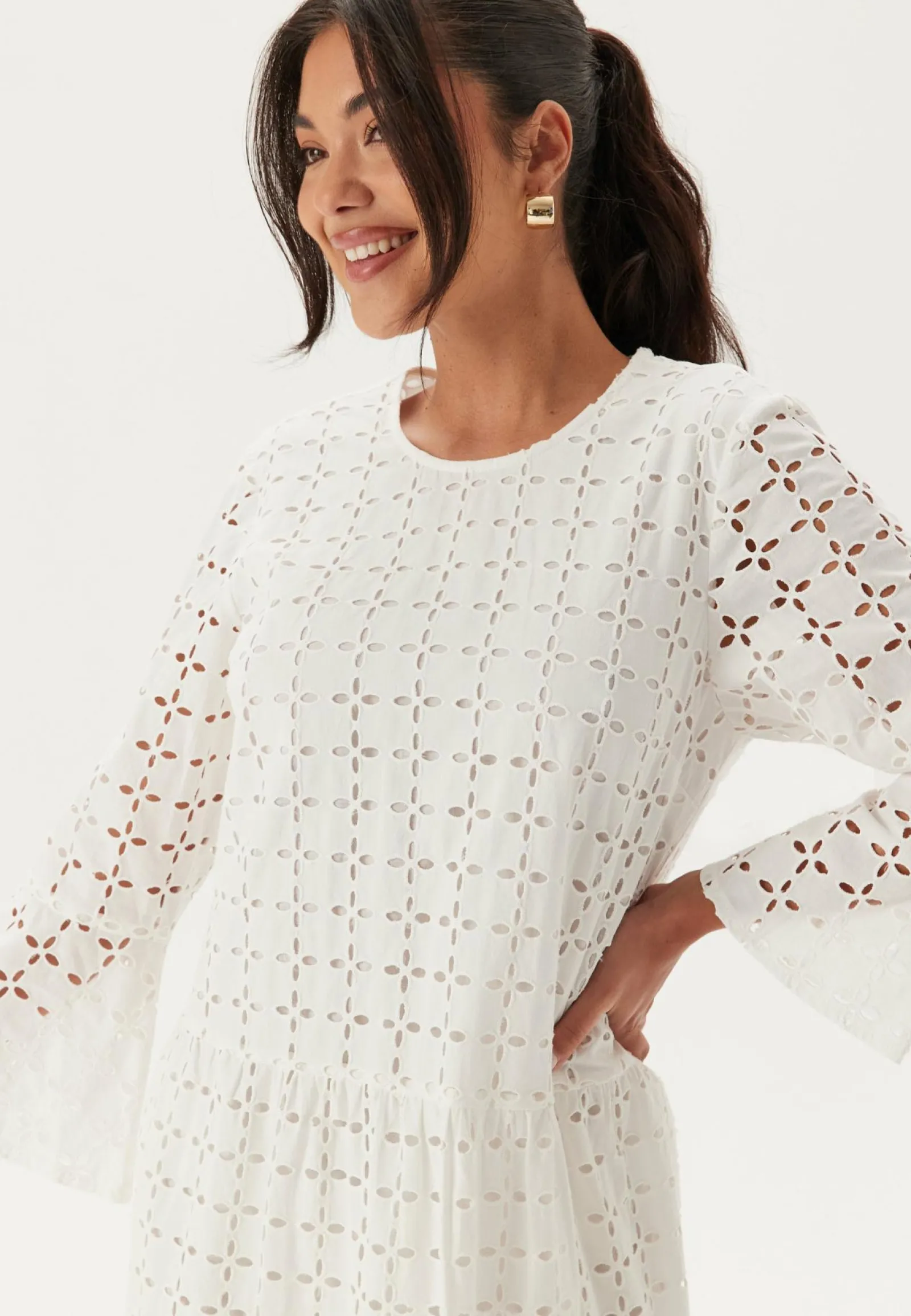 Happy Holly Kesämekot|Pitkähihaiset Mekot*Broderie Anglaise Round Neck Dress