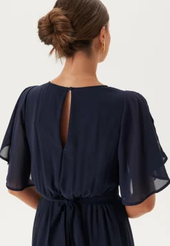 Bubbleroom Occasion Morsiusneitomekot|Vanhojentanssimekot*Butterfly Sleeve Chiffon Gown