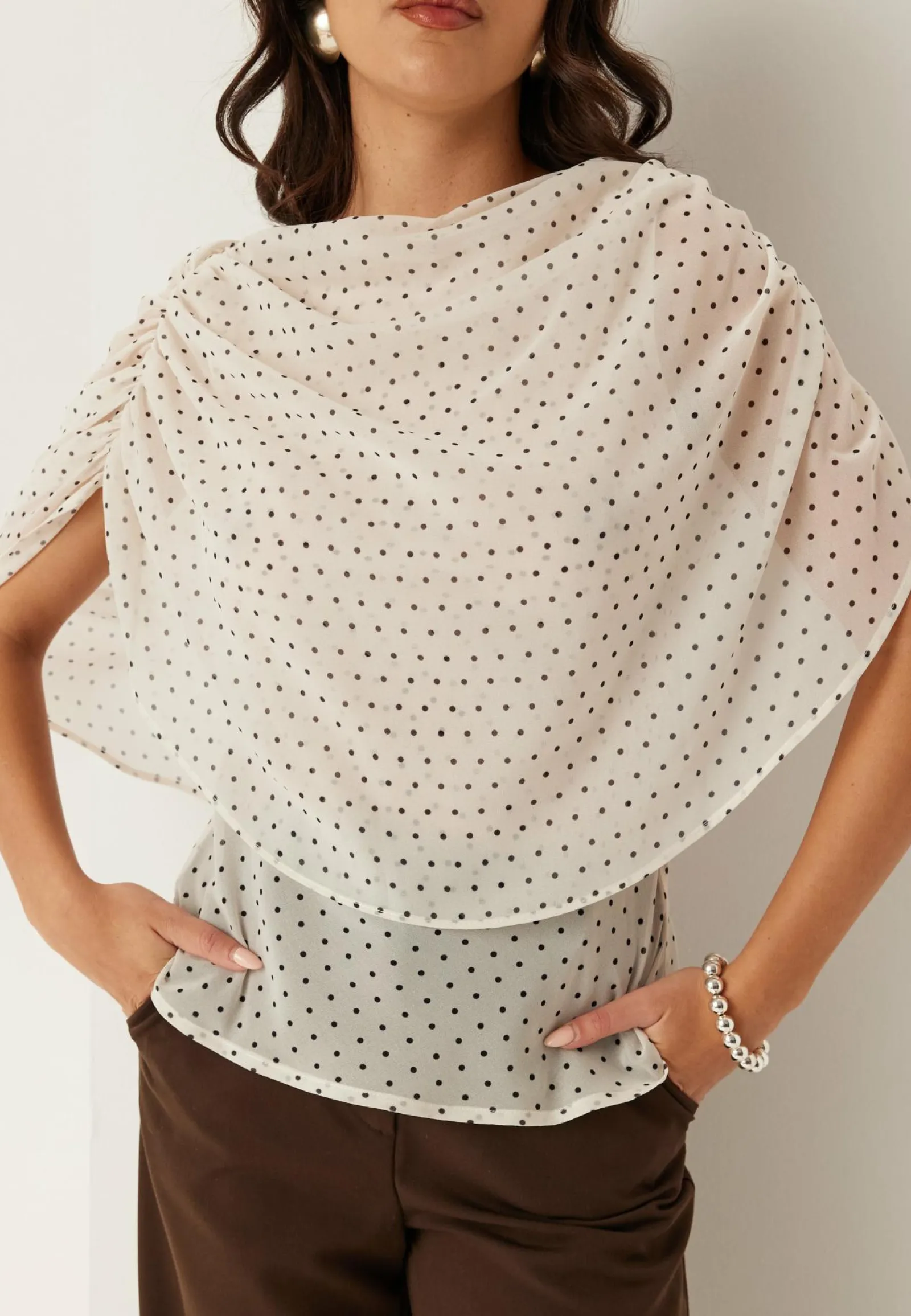 BUBBLEROOM Hihattomat Puserot Ja Paidat|Kuviolliset Puserot*Cape Sleeveless Blouse