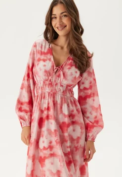 BUBBLEROOM Smokkimekot|Kukkakuosiset Ja Kuviolliset Mekot*CC V-neck Viscose Strap L/S Dress