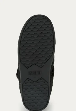 INUIKII Talvikengät*Classic Low Sneaker