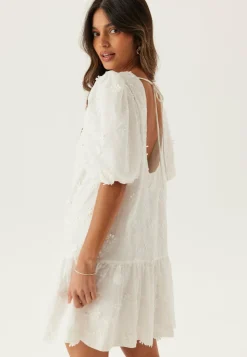 Bubbleroom Occasion Kesämekot|Minimekot*3D Embroidered Puff Sleeve dress