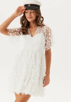 Bubbleroom Occasion Minimekot|Valmistujaismekot*3D Floral V-neck Dress