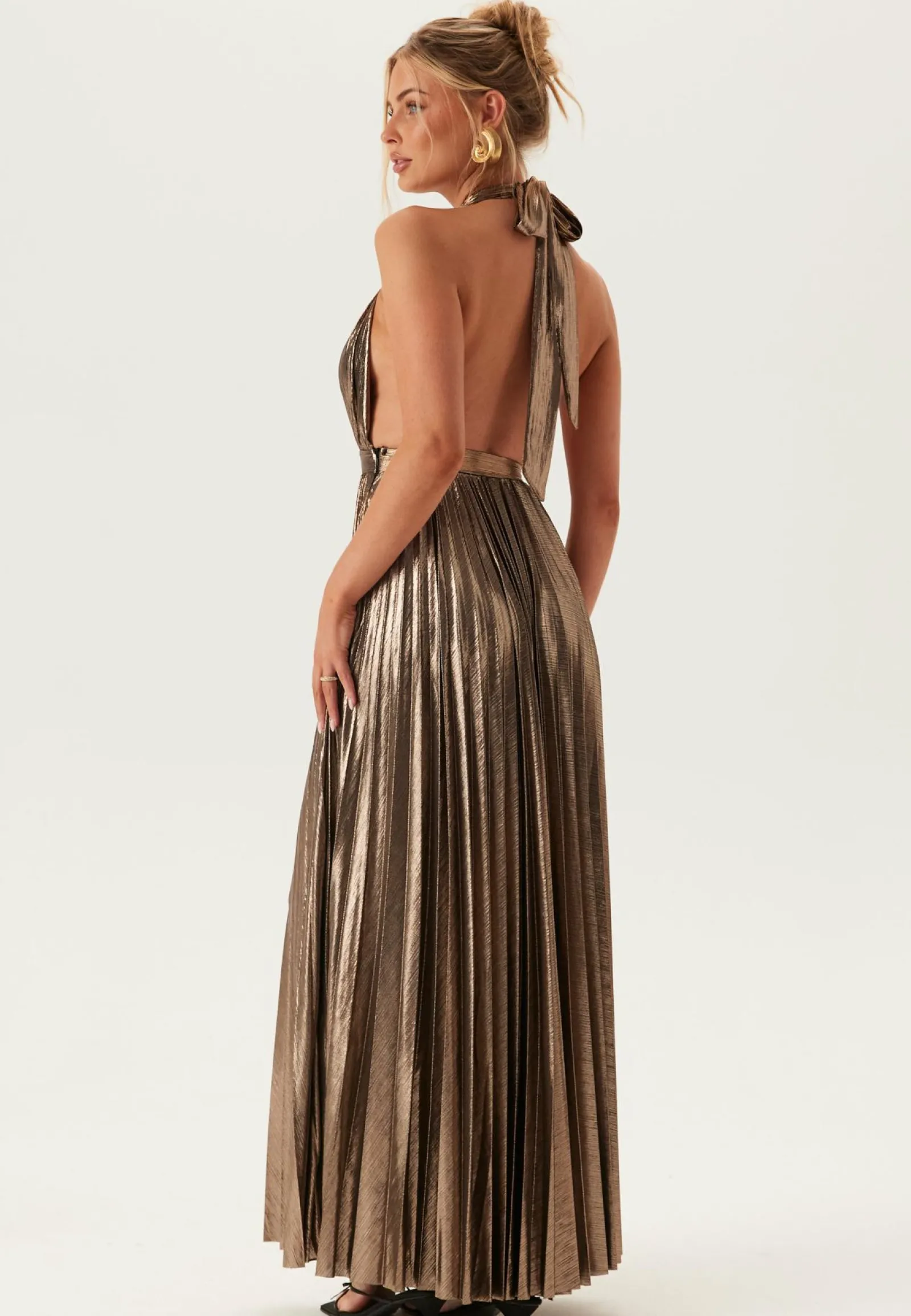 Goddiva Morsiusneitomekot|Vanhojentanssimekot*Deep V Pleated Halter Maxi Dre