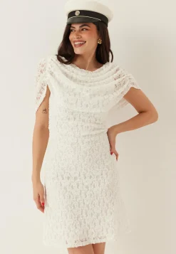 BUBBLEROOM Minimekot|Pitsimekot*Drapy Cape Lace Dress