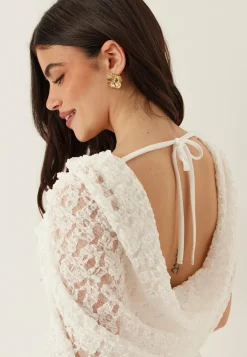 BUBBLEROOM Minimekot|Pitsimekot*Drapy Cape Lace Dress