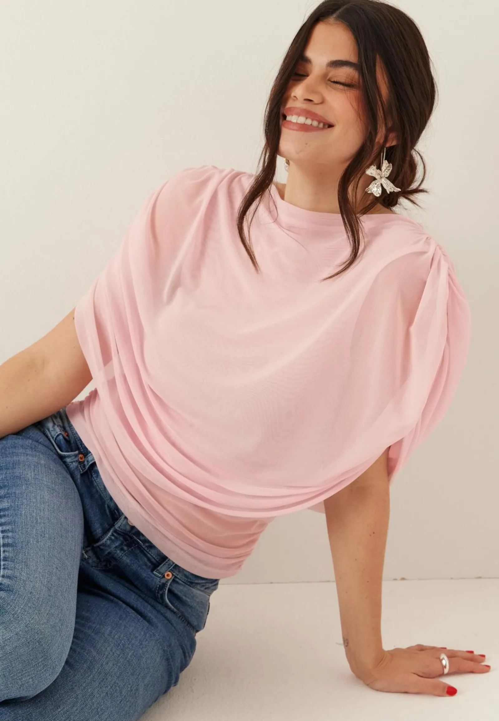 BUBBLEROOM Juhlatopit*Drapy Mesh Cape Top