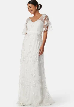 Bubbleroom Occasion Häämekot*Embroidered Floral Wedding Gown