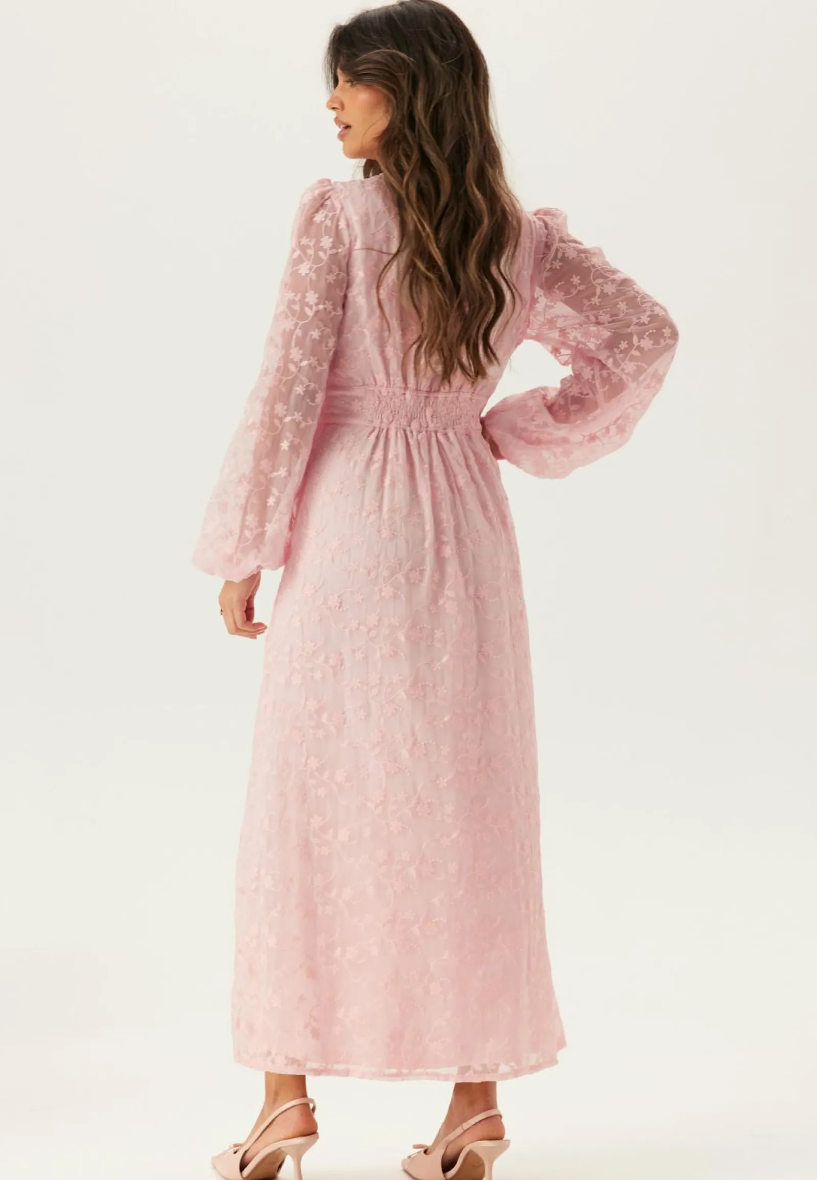 Bubbleroom Occasion Juhlamekot|Kesämekot*Embroidered Midi Dress
