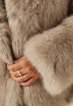 BUBBLEROOM Juhlatakit|Takit*Faux Fur Jacket