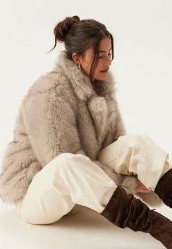 BUBBLEROOM Juhlatakit|Takit*Faux Fur Jacket