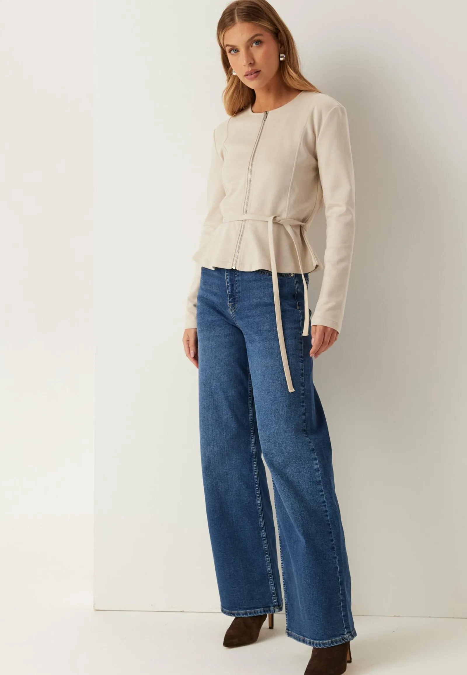 BUBBLEROOM Kesätakit|Kevyet Takit*Faux Suede Peplum Jacket