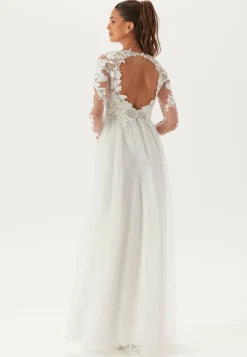 Bubbleroom Occasion Häämekot*Floral Embroidered Tulle Wedding Gown