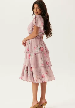 Goddiva Röyhelömekot|Kesämekot*Floral Flutter Tiered Midi Dress