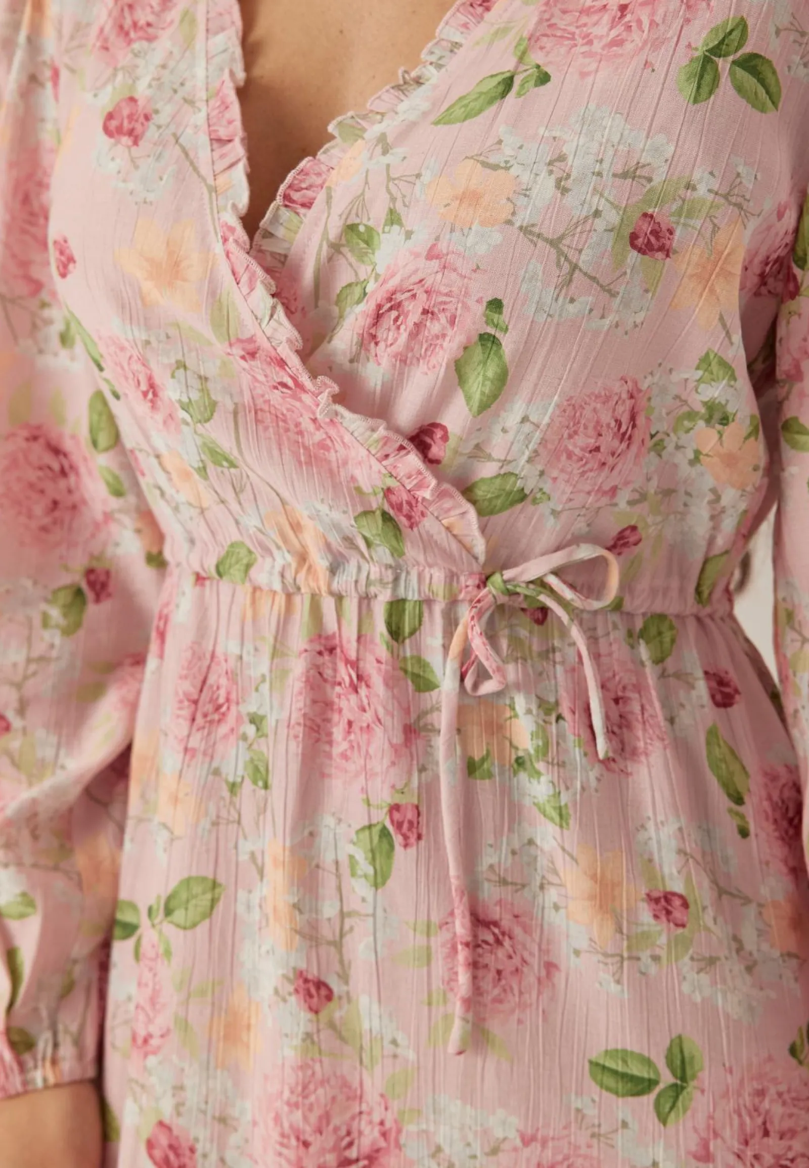 BUBBLEROOM Kukkakuosiset Ja Kuviolliset Mekot|Kietaisumekot*Flowy Maxi Dress