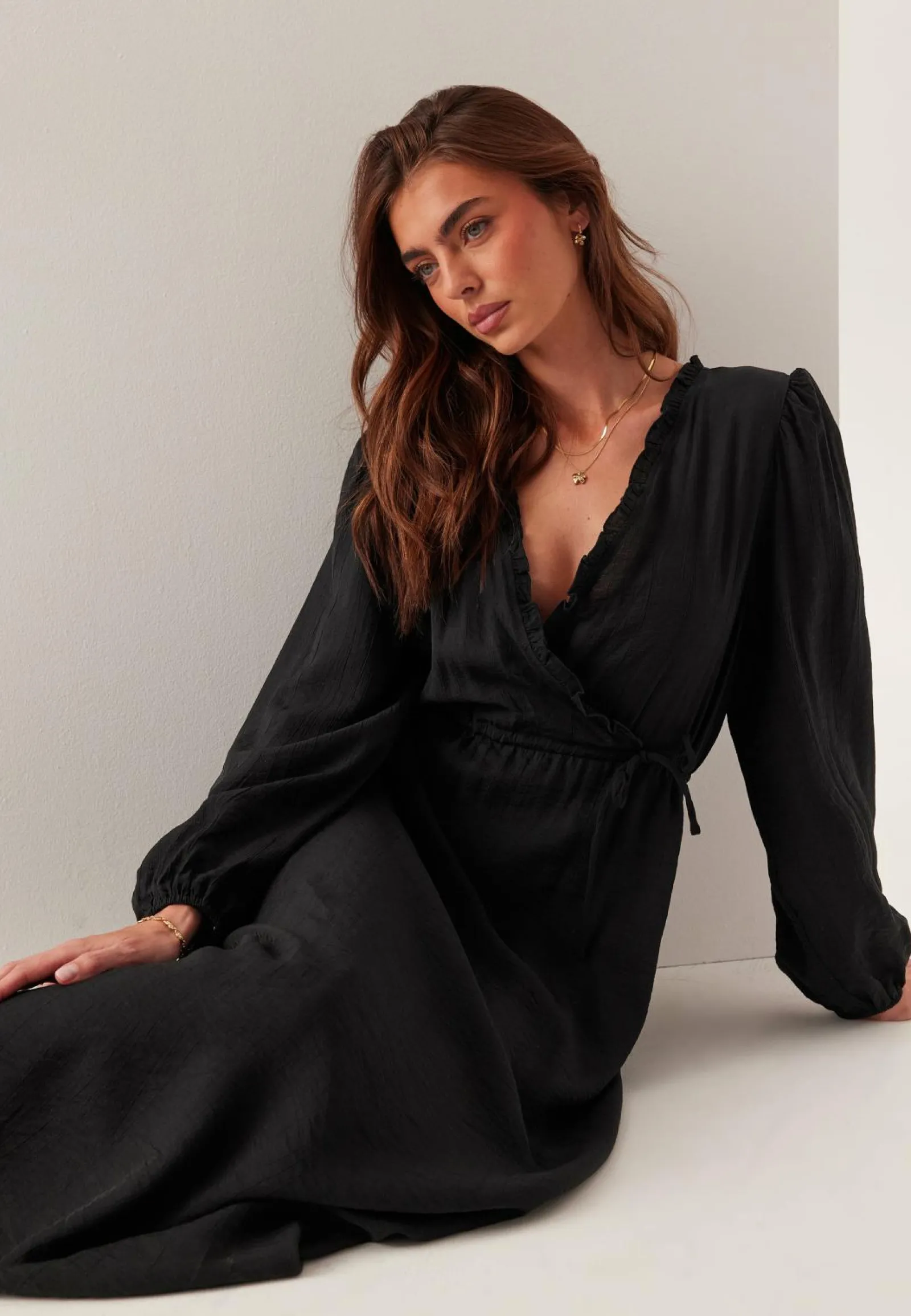 BUBBLEROOM Kesämekot|Pitkähihaiset Mekot*Flowy Maxi Dress