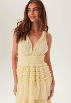 Bubbleroom Occasion Morsiusneitomekot|Vanhojentanssimekot*Frill Dotted Tulle Gown