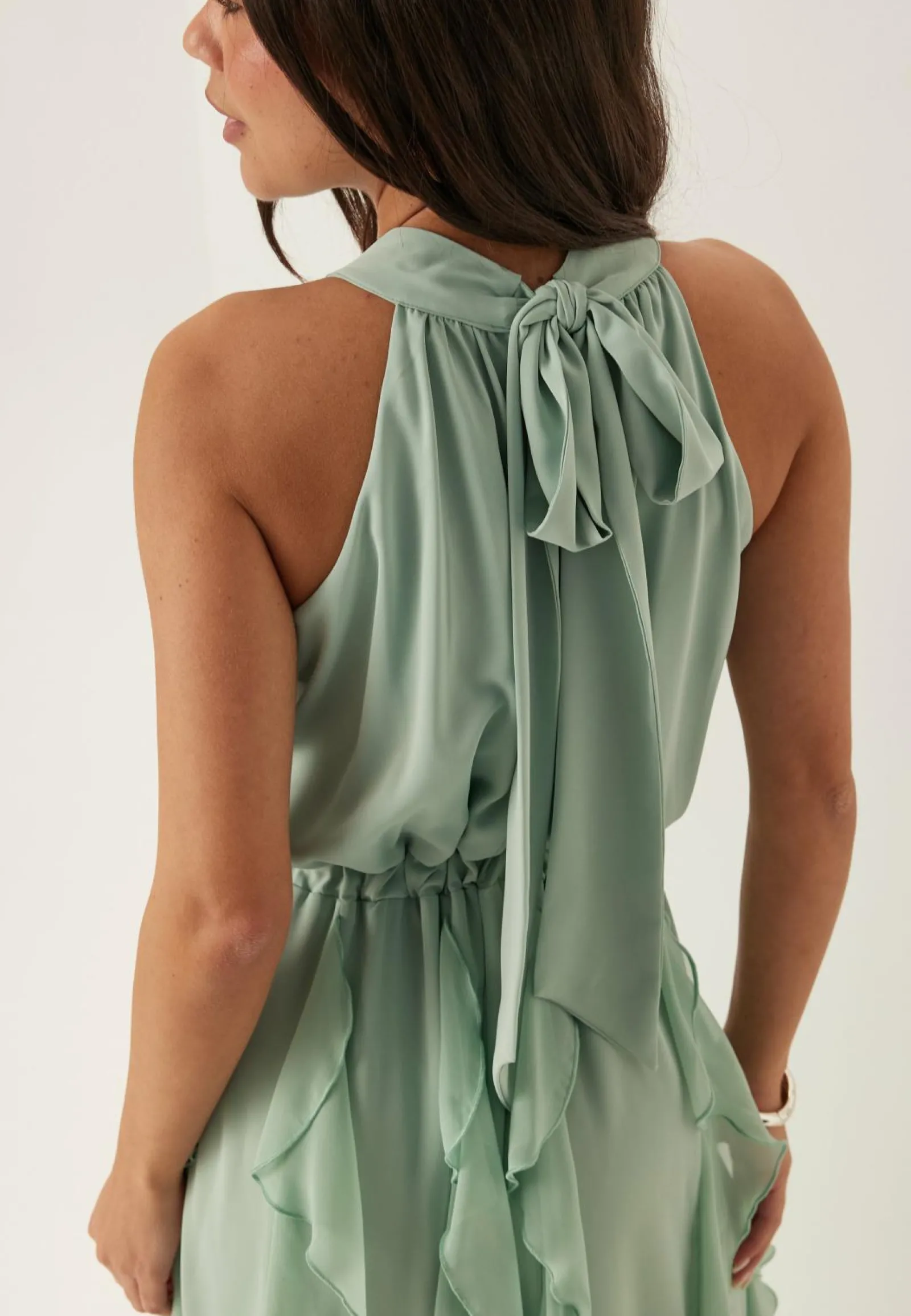 Bubbleroom Occasion Morsiusneitomekot|Juhlamekot*Frill Halterneck Ankle Dress