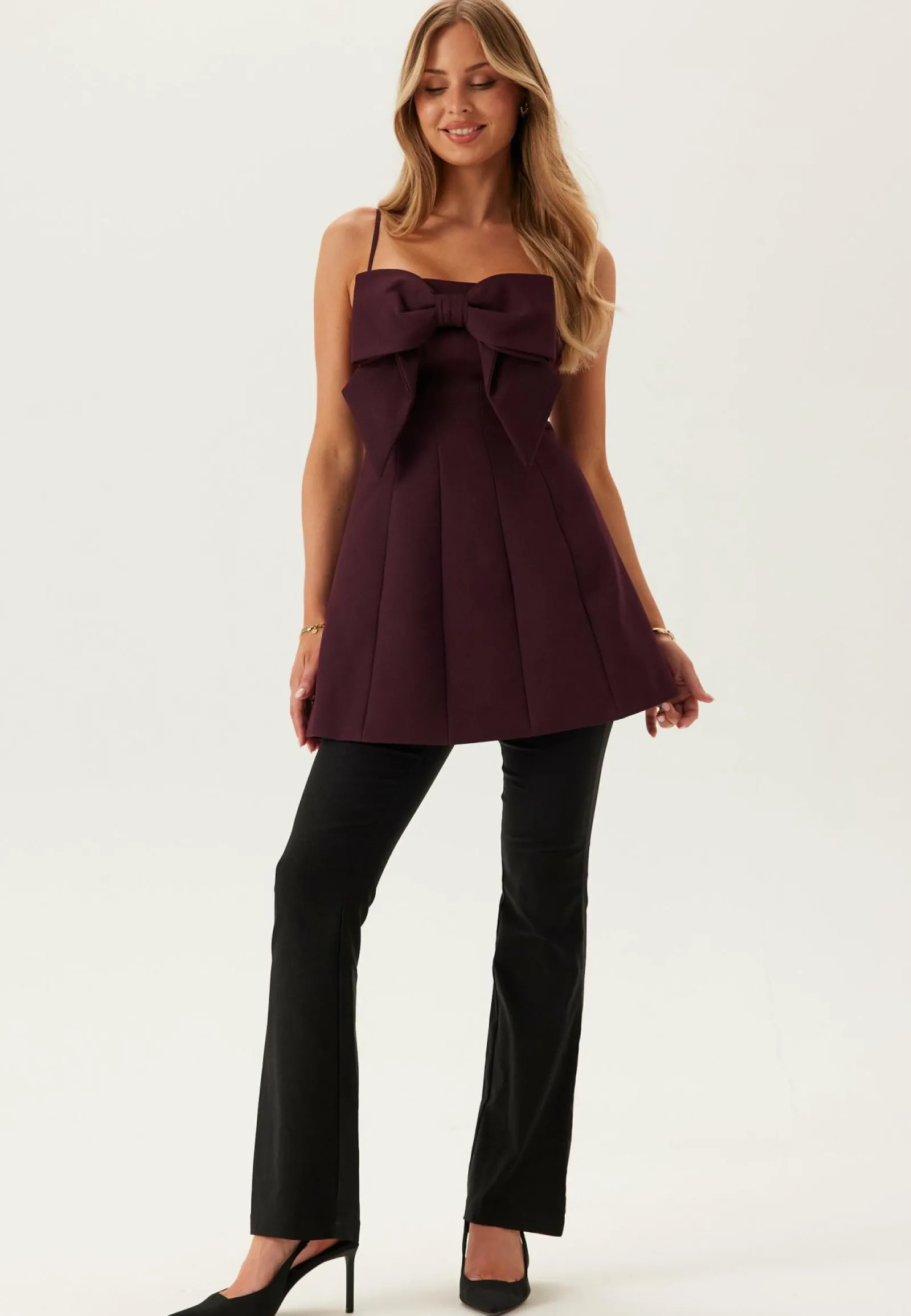 FOREVER NEW Joulumekot|Minimekot*Hayley Bow Front Mini