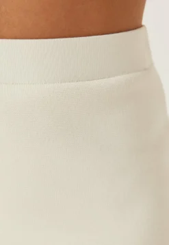 BUBBLEROOM Juhlameet|Lyhyet Hameet*Knitted Mini Skirt