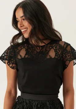 Ida Sjöstedt Pitsitopit|Juhlatopit*Leah Top