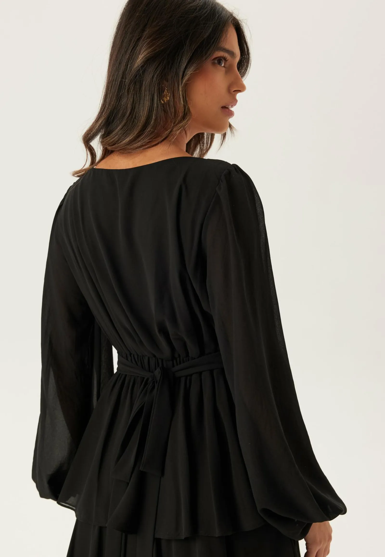 Goddiva Morsiusneitomekot|Juhlamekot*Long Sleeve Tiered Maxi Dress