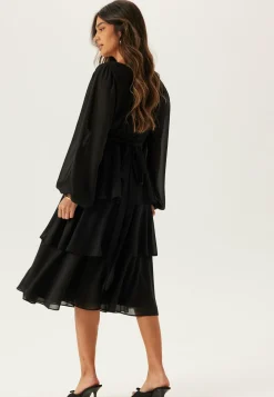 Goddiva Juhlamekot|Pitkähihaiset Mekot*Long Sleeve Tiered Midi Dress