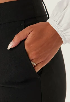 BUBBLEROOM Keskivyötäröiset Housut|Lahkeelliset Housut*Mid Waist Stretchy Flared Trousers