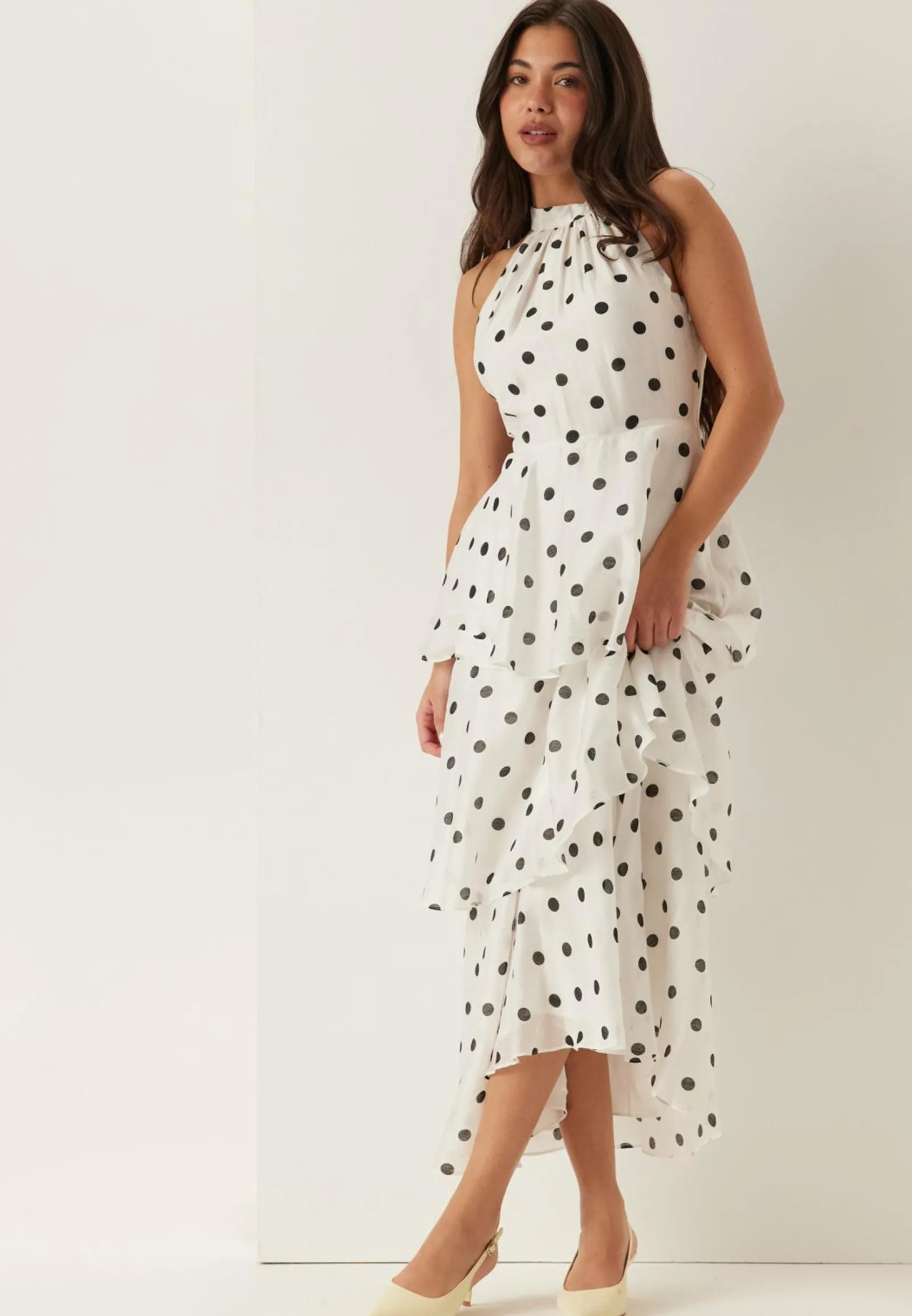 FOREVER NEW Juhlamekot|Pilkulliset Mekot*Monroe Tier Halter Midi Dress