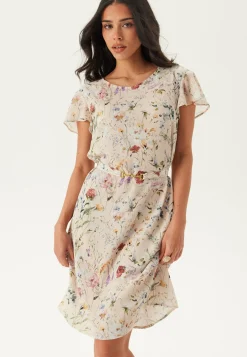 Ida Sjöstedt Kukkakuosiset Ja Kuviolliset Mekot|Kesämekot*Nadia Dress