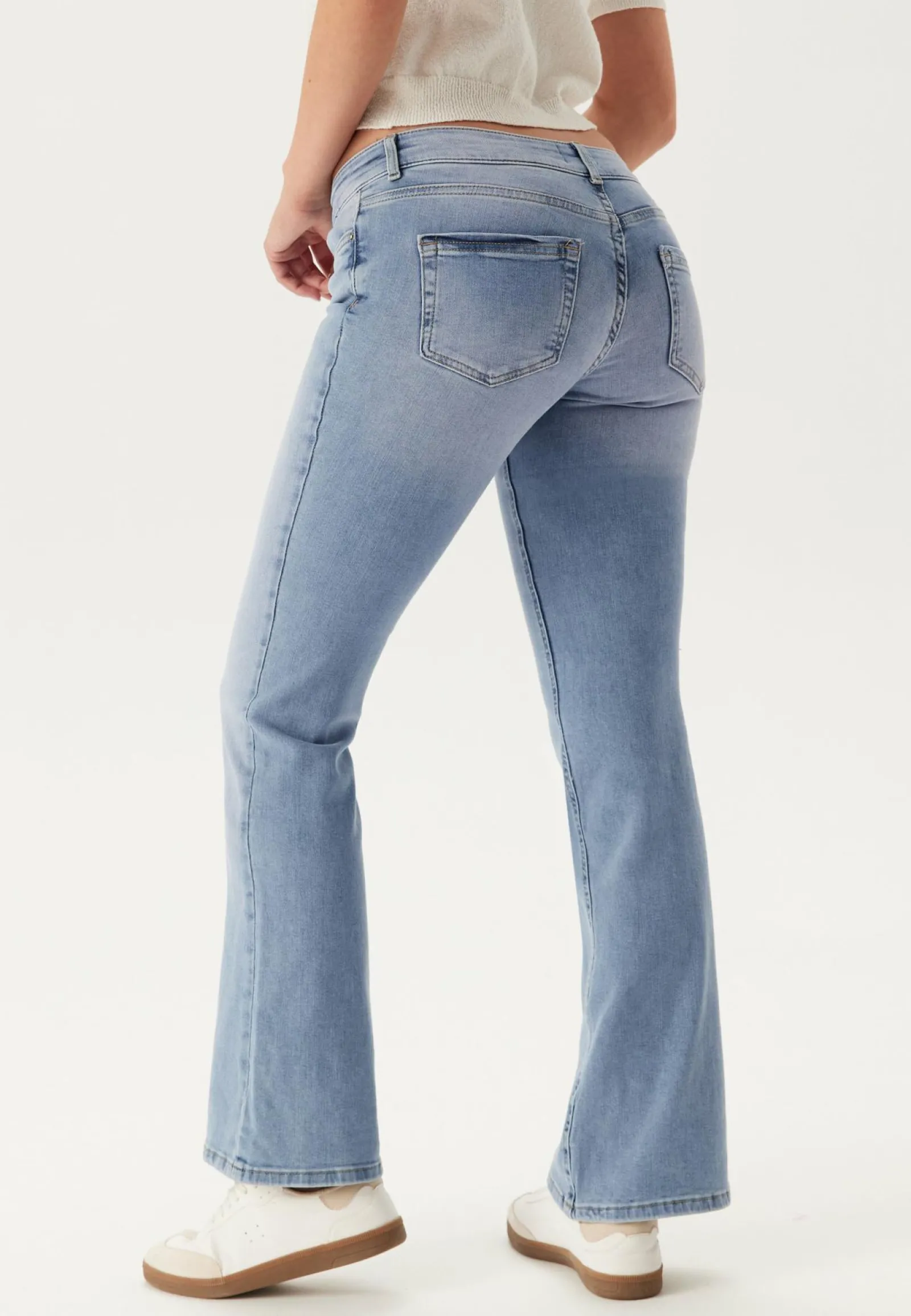 ONLY Farkut|Bootcut-Farkut*Onlblush Lw Flared Dnm Rea155