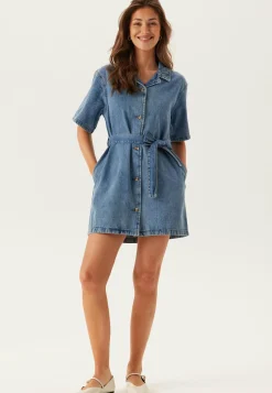 ONLY Farkkumekko*Onlellie Ss Mini Belt Dress