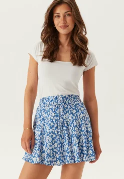 ONLY Lyhyet Hameet|Rennot Hameet*Onlnala Life Skort