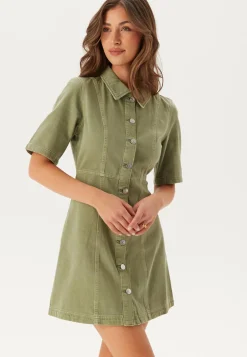 Pieces Farkkumekko*Onlsilla 2/4 SHORT BUTTON DRES