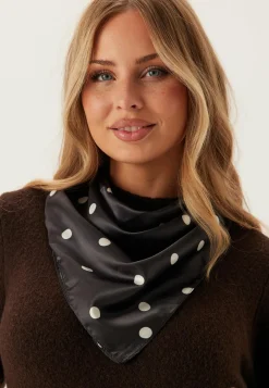 Pieces Huivit Ja Shaallit|Hiusasusteet*Pcdonnie Square Scarf