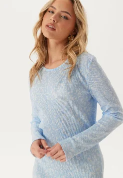 Pieces Kukkakuosiset Ja Kuviolliset Mekot|Pitkähihaiset Mekot*Pcflora Ls Midi Dress