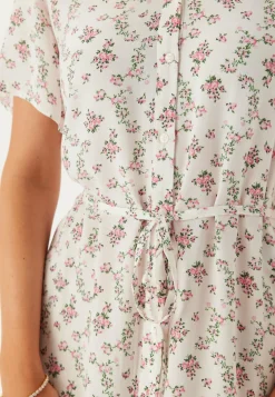 Pieces Kukkakuosiset Ja Kuviolliset Mekot|Kesämekot*Pcnya Ss V-neck Midi Dress