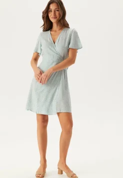 Pieces Kukkakuosiset Ja Kuviolliset Mekot|Kietaisumekot*Pctala New Ss Wrap Dress