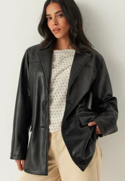 BUBBLEROOM Ylisuurikokoiset Bleiserit|Rennot Bleiserit*PU Blazer Jacket