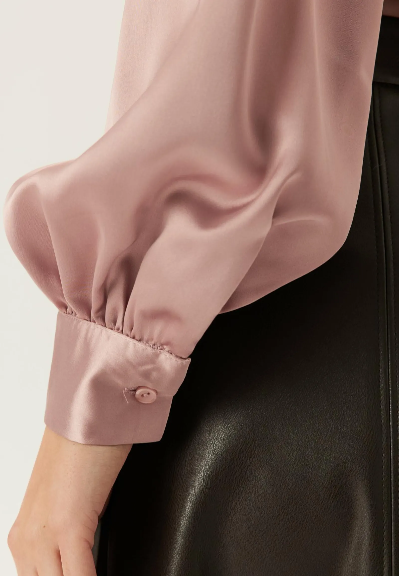 BUBBLEROOM Yksiväriset Puserot Ja Paidat|Tunikat Ja Puserot*Puff Sleeve Satin Shirt