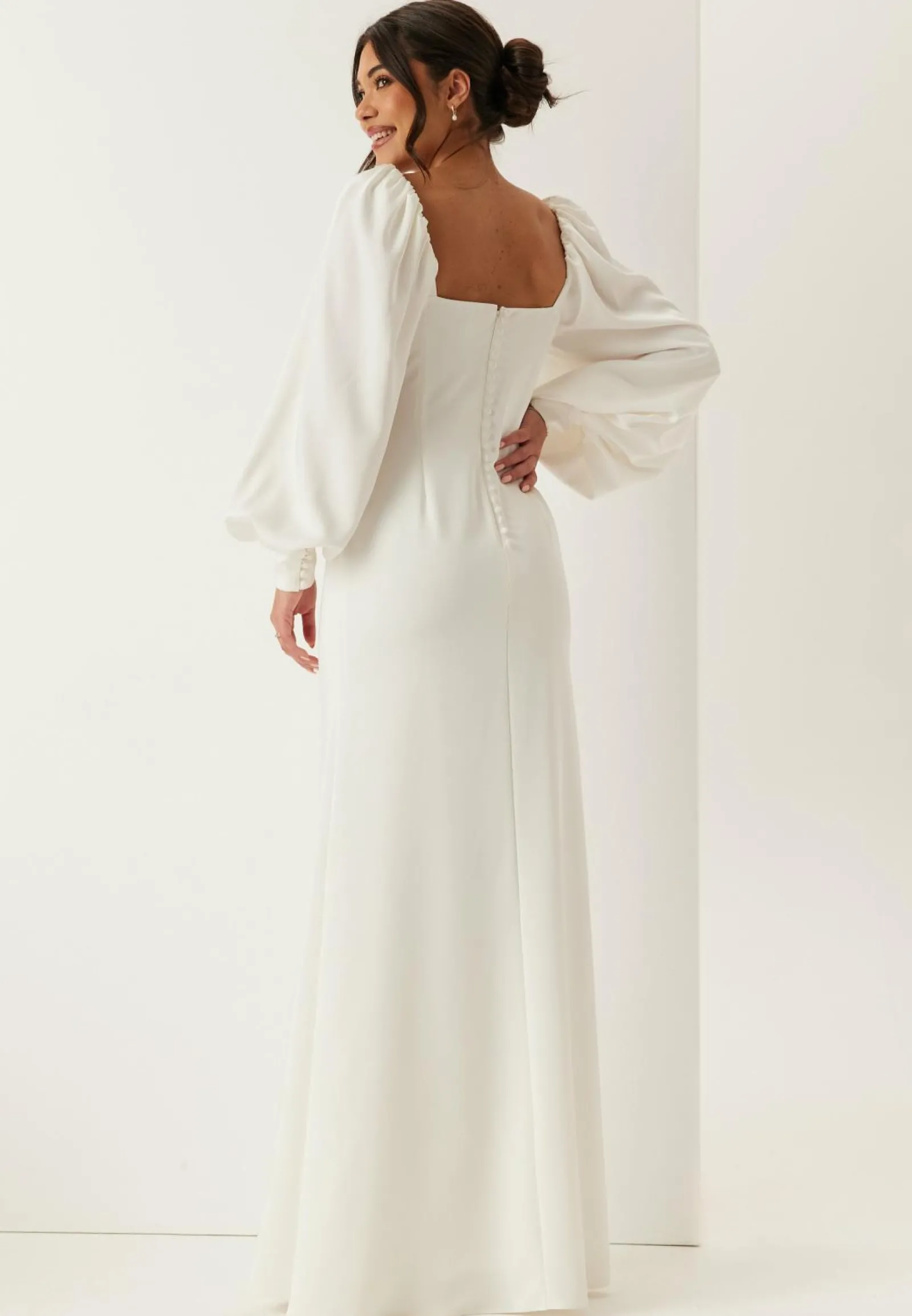 Bubbleroom Occasion Pitkähihaiset Mekot|Häämekot*Puff Sleeve Wedding Gown