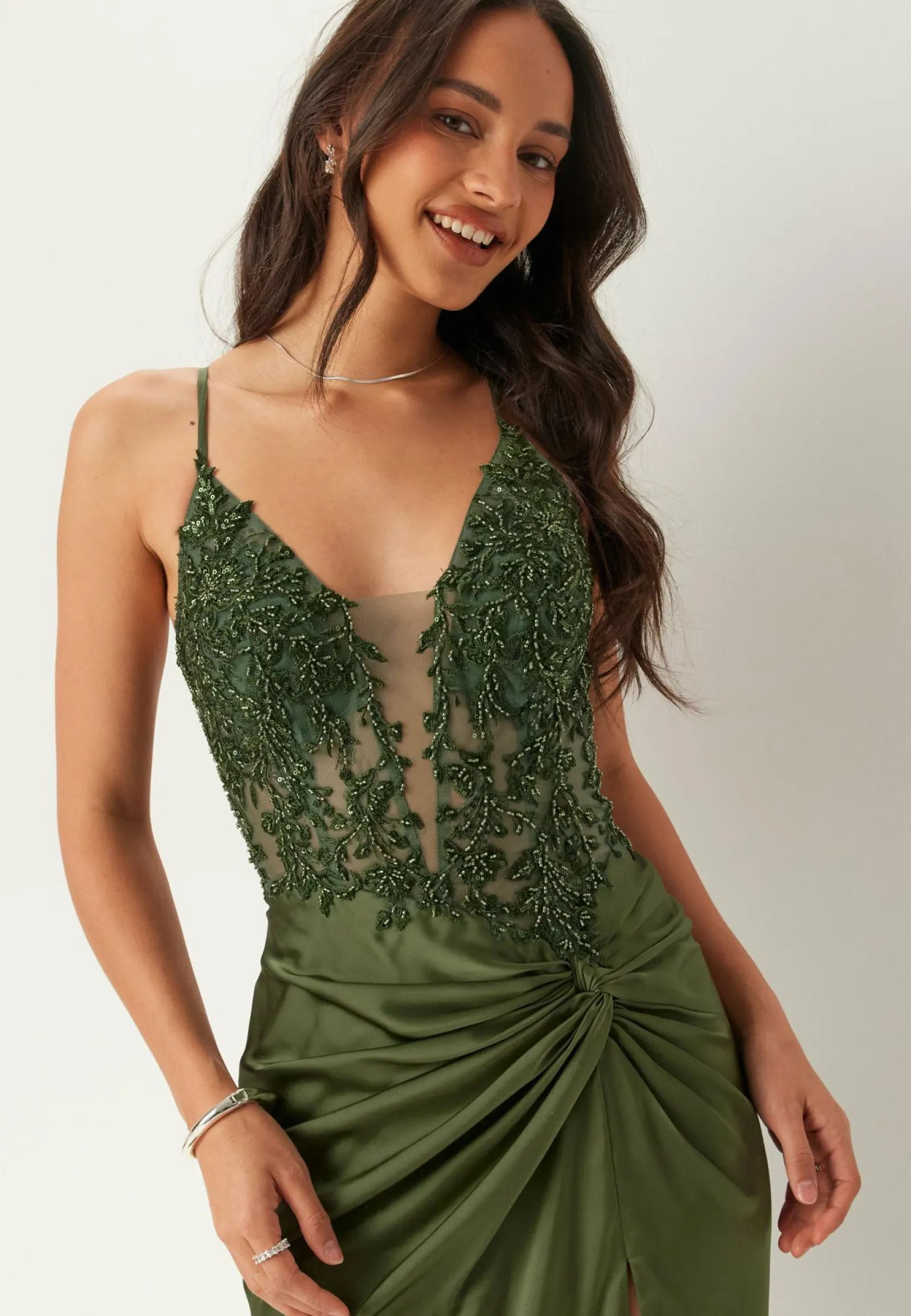 Christian Koehlert Morsiusneitomekot|Vanhojentanssimekot*Satin Evening Dress With Back Lacing